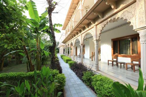 Hotel Sunbird