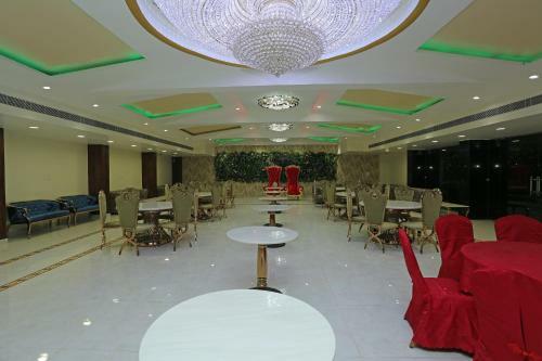 Capital O 16639 Hotel Shri Pushpraj