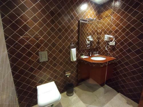 Aaroham The Watergate Hotel Bhimtal