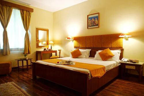Hotel Pride Kadamb Kunj Resort Bharatpur