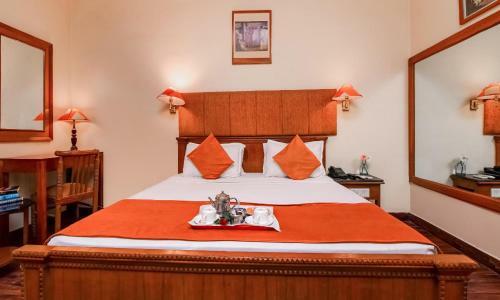 Hotel Pride Kadamb Kunj Resort Bharatpur