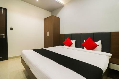 Hotel Capital O 28650 Nikhil Regency