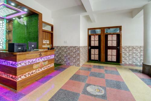 Oyo 68974 Hotel Pratap Plaza