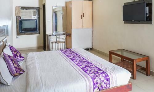 Hotel Lals Plaza