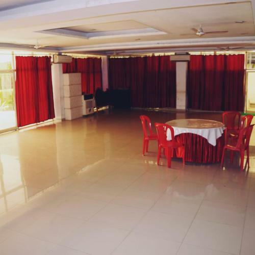 Hotel Vasundhara