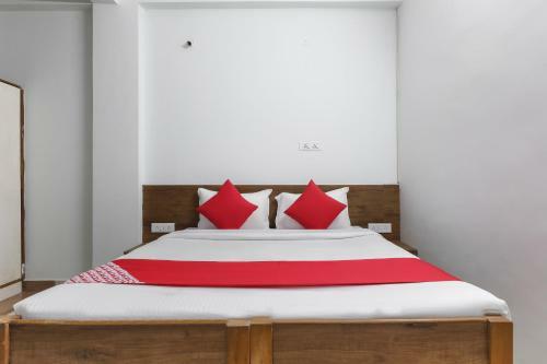 Oyo 47603 Hotel Sandalwood Vibes