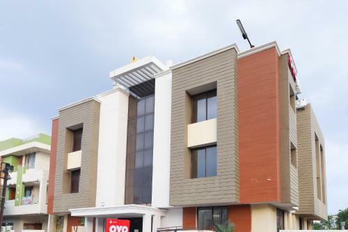 Oyo 47603 Hotel Sandalwood Vibes