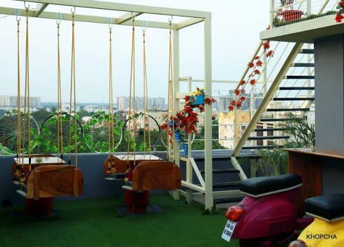 Lal Qila Hotel