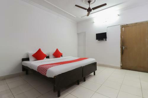 Oyo 45582 Hotel Shri Tirupati