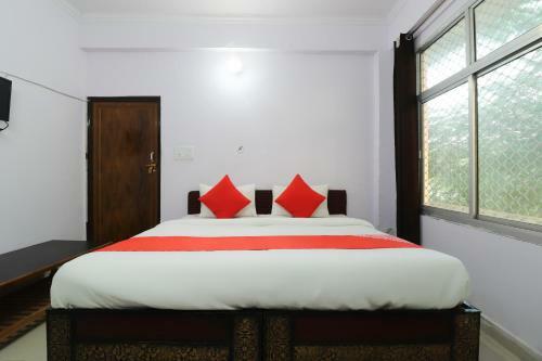 Oyo 45582 Hotel Shri Tirupati