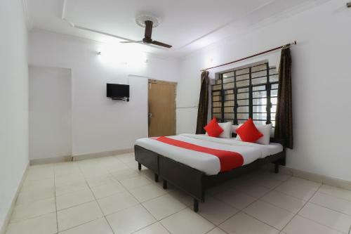 Oyo 45582 Hotel Shri Tirupati