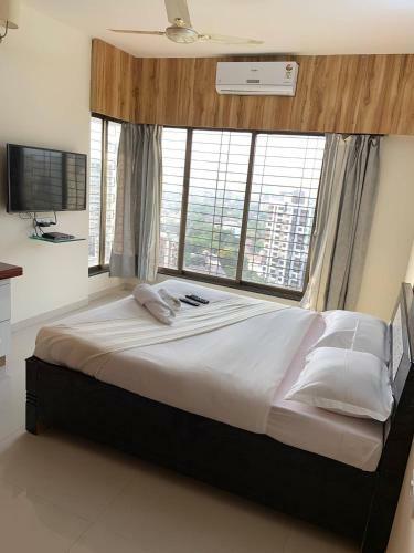 Hostal Sea View Room With Reasonable Price In Parel