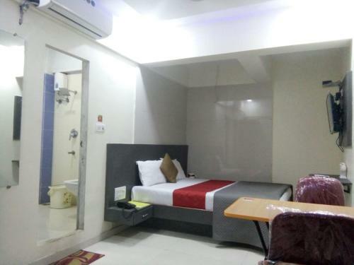 Hostal Hotel Terminus Square