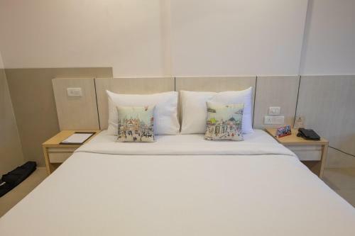 Hotel Collection O 561 Marol Naka Metro Station