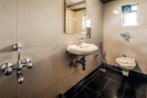 Hotel Collection O 561 Marol Naka Metro Station