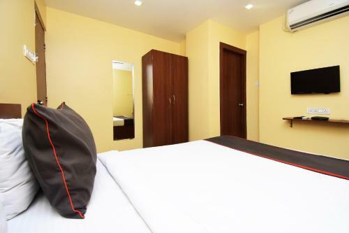 Hotel Collection O 650 Gokul Vip Road