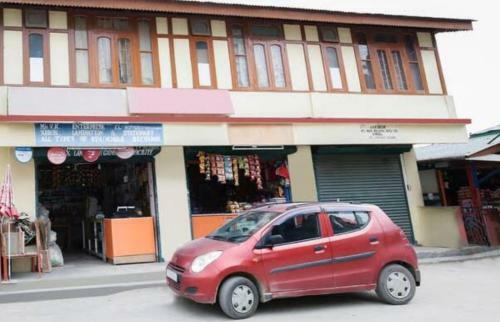 Hotel Tashi Den