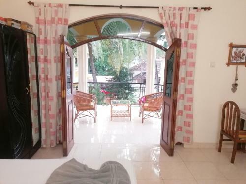 Hostal Primavera Holiday Homes