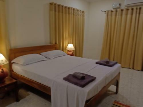 Hostal Primavera Holiday Homes