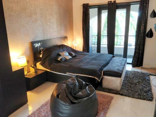 16) Stunning Boutique Feel Serviced Apartment Wifi