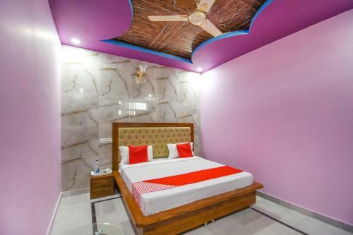 Oyo 48260 Hotel Grand City