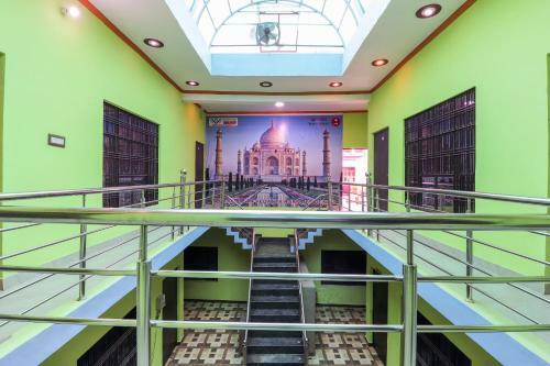 Hotel Oyo 60739 Vedanta Rass Residency