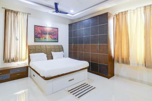 Hostal Oyo Home 80188 Yellow Elephant 2bhk Baga Beach