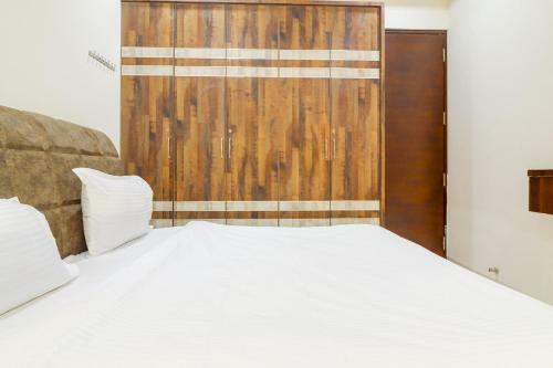 Hostal Oyo Home 80188 Yellow Elephant 2bhk Baga Beach
