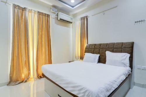 Hostal Oyo Home 80188 Yellow Elephant 2bhk Baga Beach