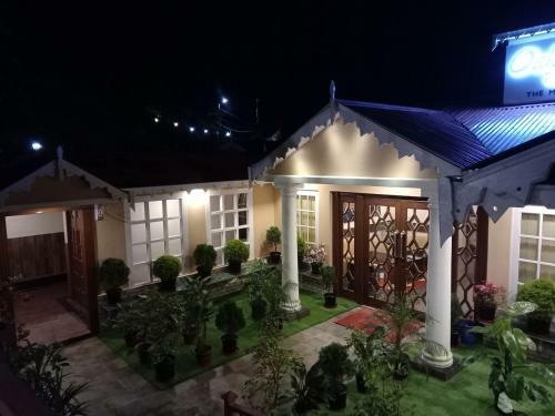 Hotel The Oakdene Resort