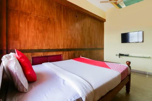 Hotel Oyo 22101 Shree Raksha Comfort