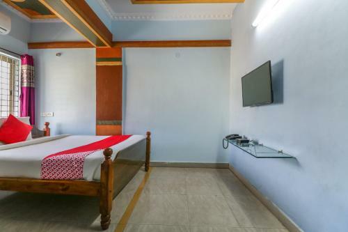 Hotel Oyo 22101 Shree Raksha Comfort