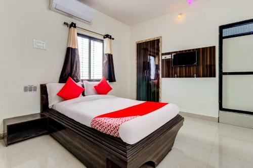 Oyo 70104 Hotel 80 City Center
