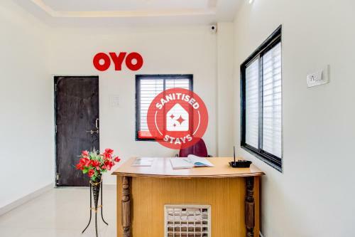 Oyo 70104 Hotel 80 City Center