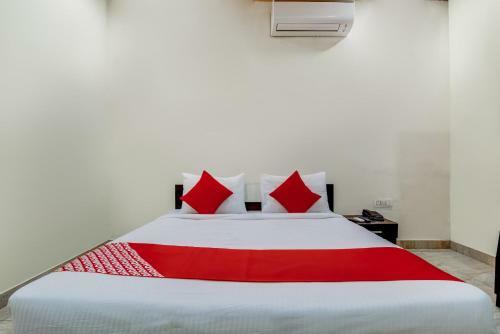 Hotel Oyo Flagship 31025 Royal Residency Bata Chowk