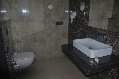 Hotel Atithi Continental