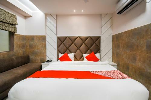 Hotel Oyo 70123 Sada Shiv Guest House