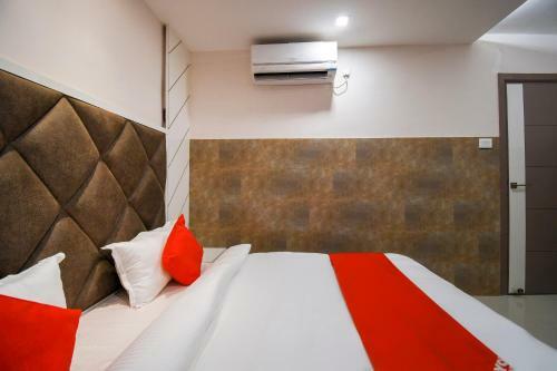 Hotel Oyo 70123 Sada Shiv Guest House