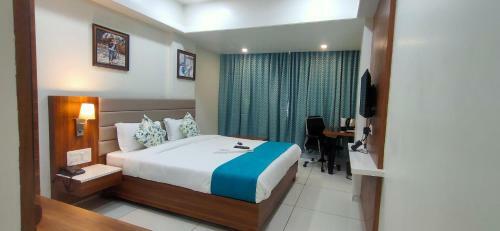 Hotel Sapphire Inn