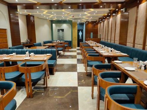 Hotel Sapphire Inn