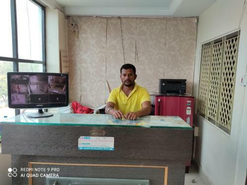 Hotel Aims Residency