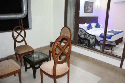 Royal Grand Hotel