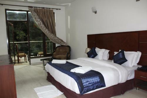 Royal Grand Hotel