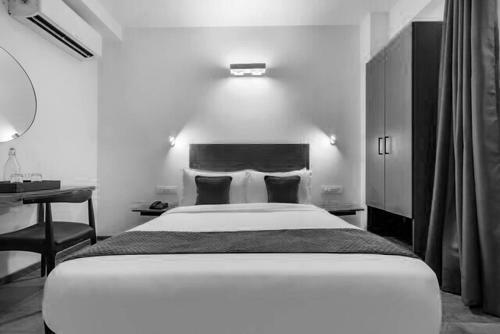 Hotel Oyo Townhouse 287 Sector 45 Gurgaon