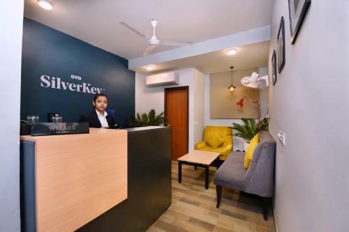Hotel Silverkey Executive Stays 36846 Opposite Phase 3 Metro Station