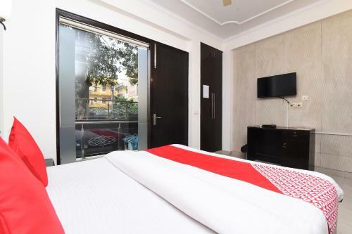 Hotel Oyo 15130 The Orchid Residency