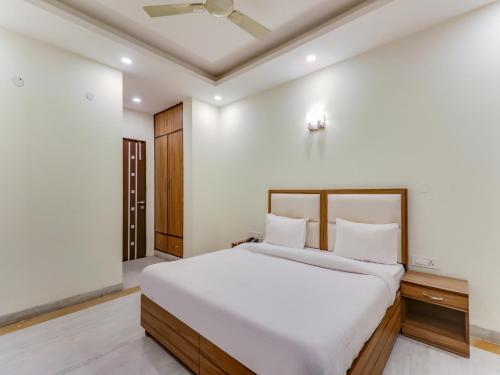 Hotel Oyo 78560 Collection O Siris Road Dlf Phase 3