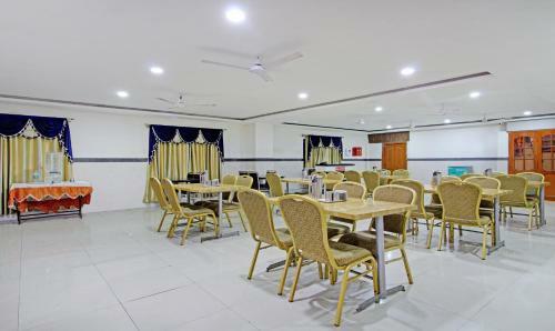 Capital O 23543 Hotel Vaishnavi