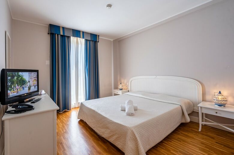 Hotel Capo Peloro Resort