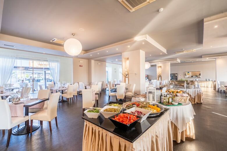 Hotel Capo Peloro Resort